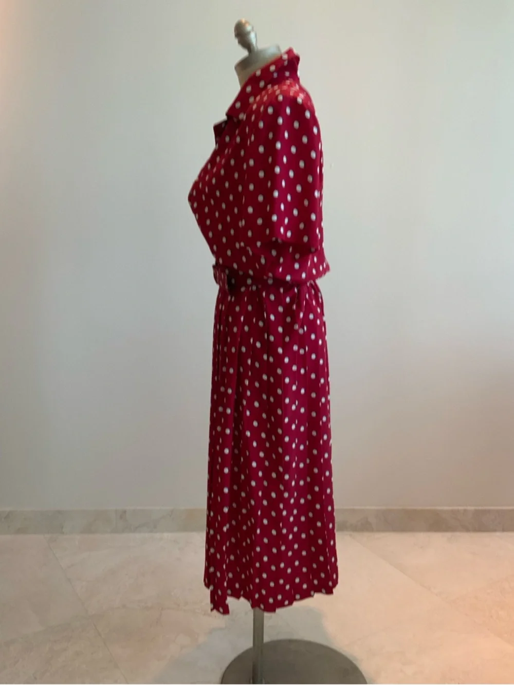 Fun, Vtg Leslie Fay Classic Red Polka Dot Midi Dress sz 12 - Picture 3 of 6
